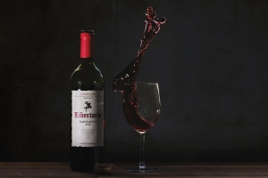 Paul-Whitmarsh_A-Splash-of-Red